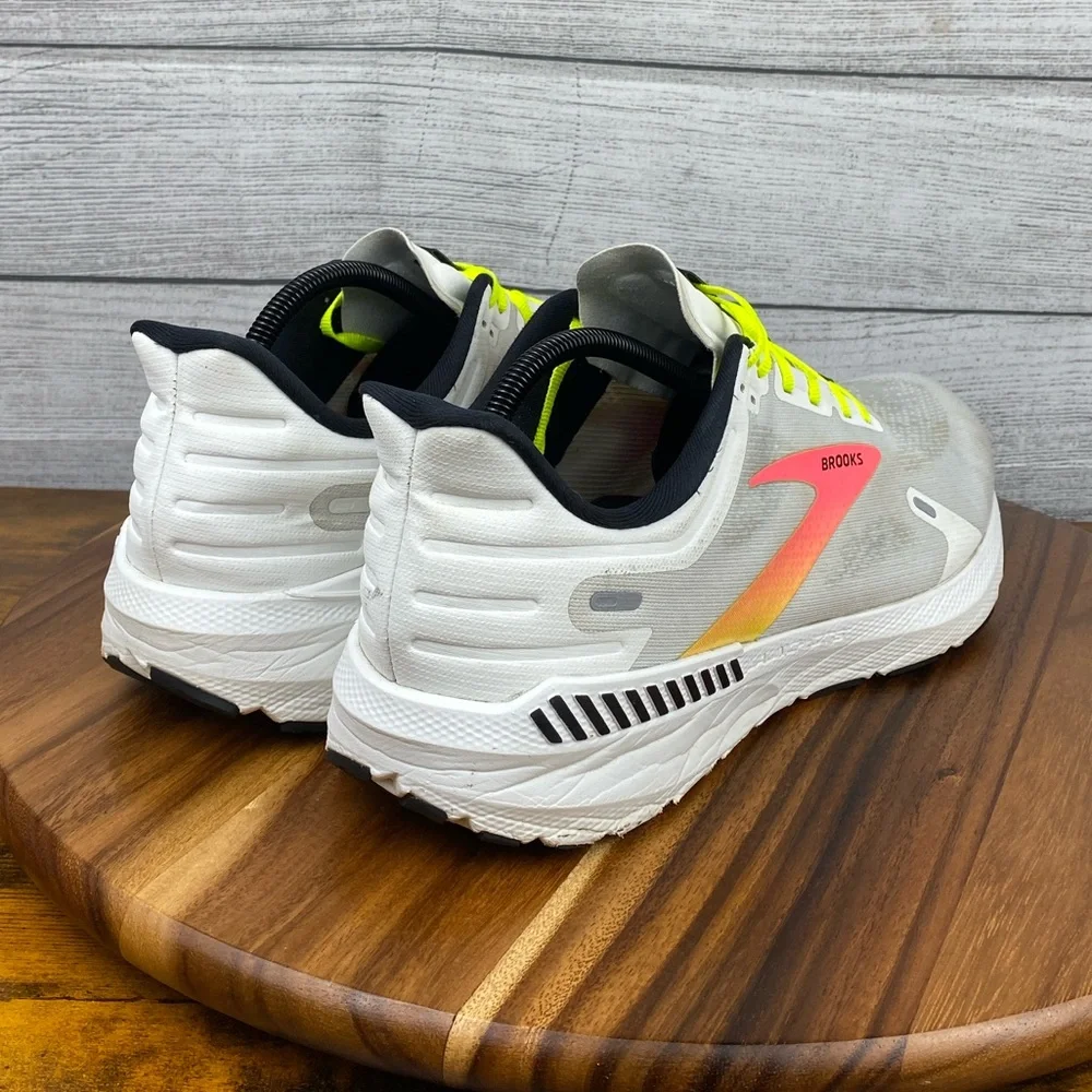 Brooks Launch GTS 9 White Pink Yellow Running Shoe 1103871D148 Men’s Size 14